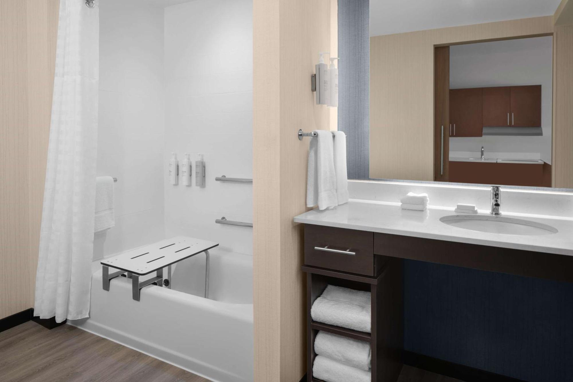 Homewood Suites By Hilton Charlotte Uptown First Ward المظهر الخارجي الصورة